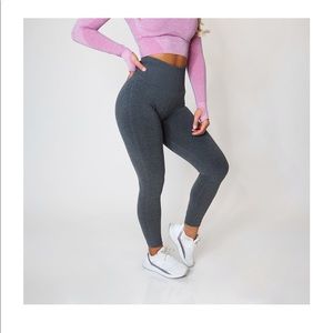 NVGTN leggings size xl